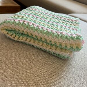 Knitted baby’s blanket